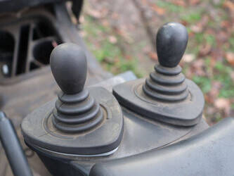 2008-linde-e30-02-1414262-45358691