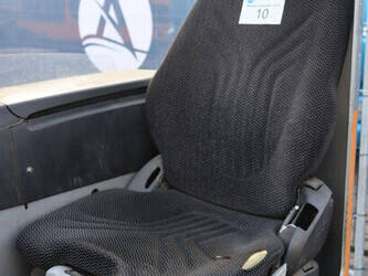 2015-still-fm-x-17-1414263-45358716