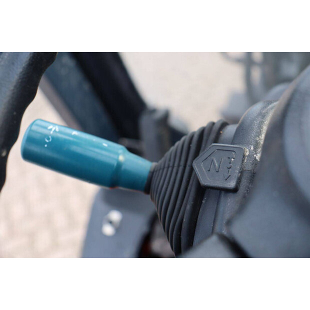 2000 تويوتا 42-7FGF25-45358755