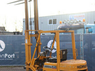 komatsu-fd20h-1211-1414265-45358799