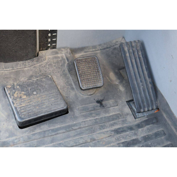 2015 Still FM-X17-45358854