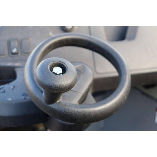 2015 Still FM-X17-45358855