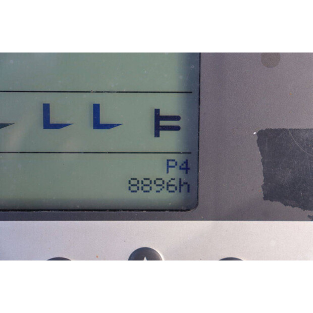 2015 Still FM-X17-45358858