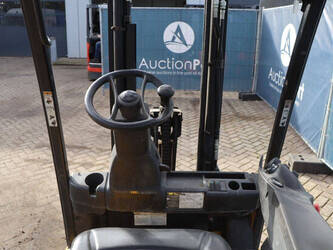 2012-yale-erp16vt-1414270-45358945