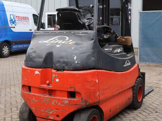 2006-linde-e30-03-1414273-45359044