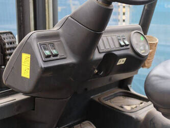 2006-linde-e30-03-1414273-45359063