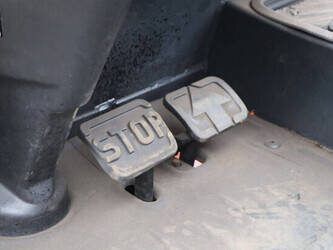 2006-linde-e30-03-1414273-45359064