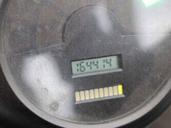 2006-linde-e30-03-1414273-45359067