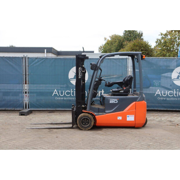 2018 تويوتا 8FBE20T-45359194