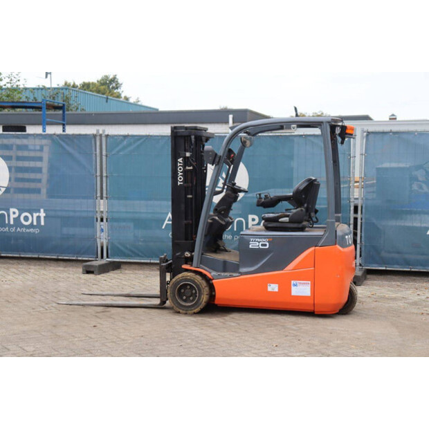 2018 تويوتا 8FBE20T-45359195