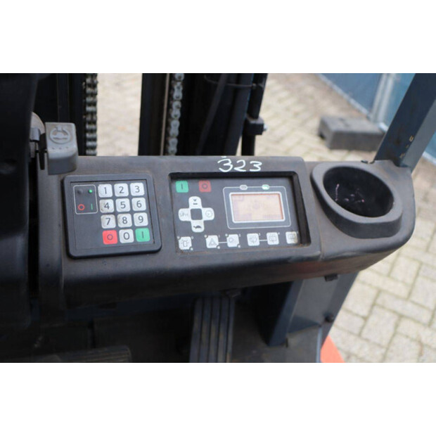 2018 تويوتا 8FBE20T-45359216