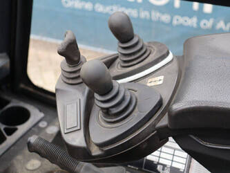 2008-fenwick-linde-e30-02-1414278-45359252