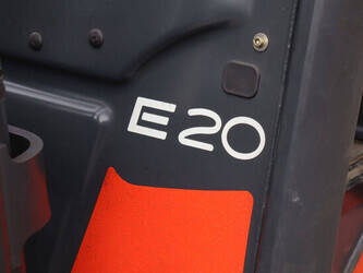 2013-linde-e20phl-01-1414279-45359274