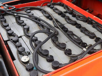 2013-linde-e20phl-01-1414279-45359296