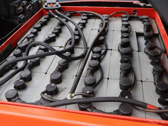 2013-linde-e20phl-01-1414279-45359297