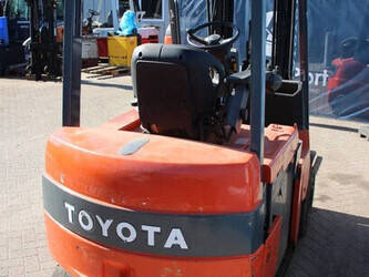 2008-toyota-7fbmf25-1414280-45359304