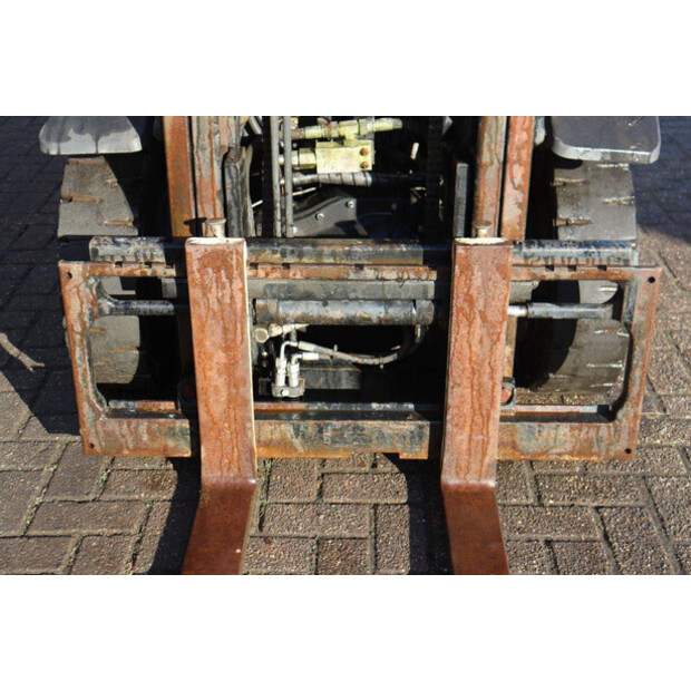 2006 هايستر H2.5FT-45359480