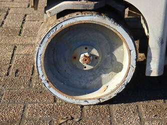 2011-haulotte-compact-8-1414288-45359591