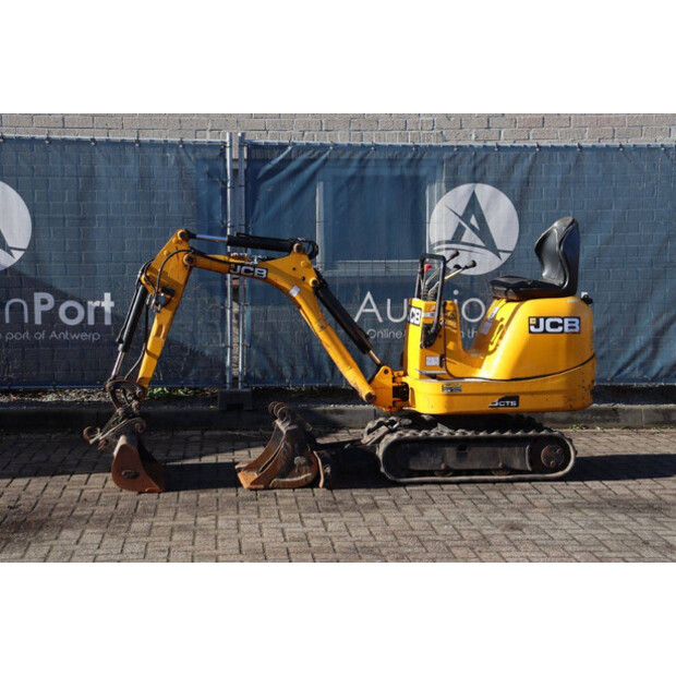 2021 جيه سي بي 8008 CTS-45359607