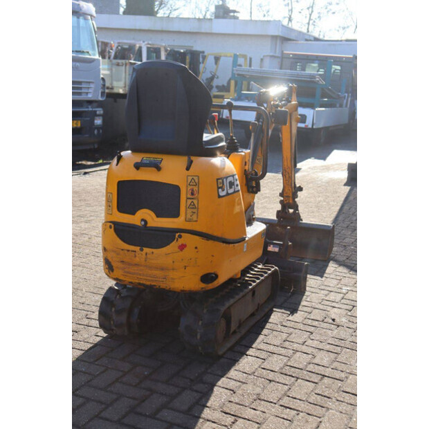 2021 جيه سي بي 8008 CTS-45359612