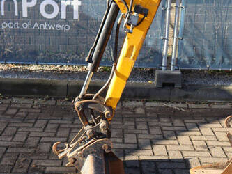 2021-jcb-8008-cts-1414289-45359617