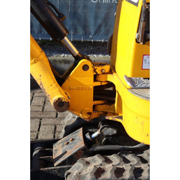 2021 جيه سي بي 8008 CTS-45359619