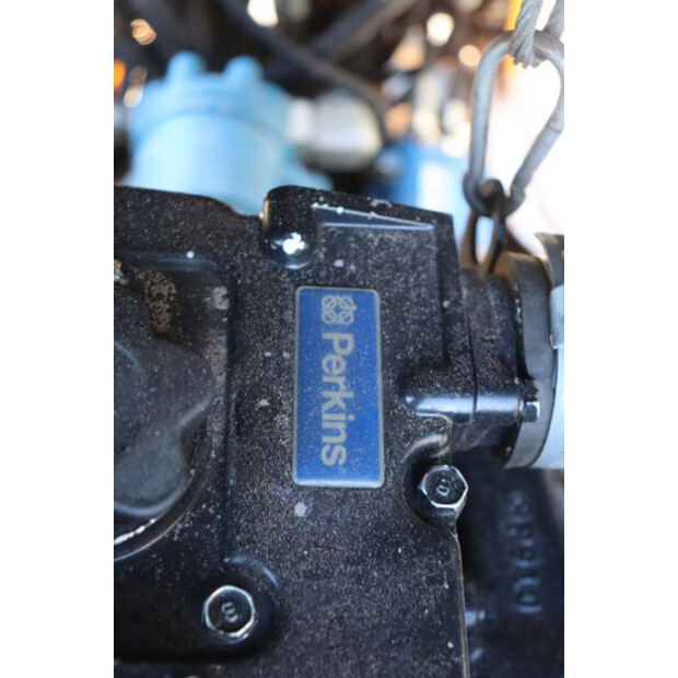 2021 جيه سي بي 8008 CTS-45359629