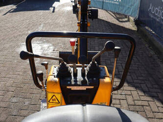 2021-jcb-8008-cts-1414289-45359630