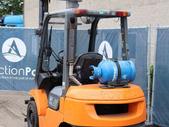 2004-toyota-42-7fgf25-1414290-45359646