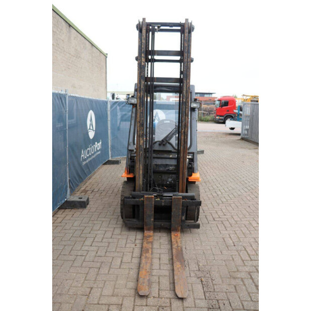 2004 تويوتا 42-7FGF25-45359650