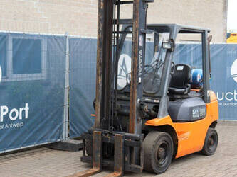 2004-toyota-42-7fgf25-1414290-45359651