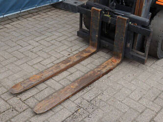 2004-toyota-42-7fgf25-1414290-45359652