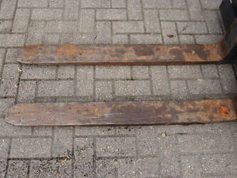 2004-toyota-42-7fgf25-1414290-45359653