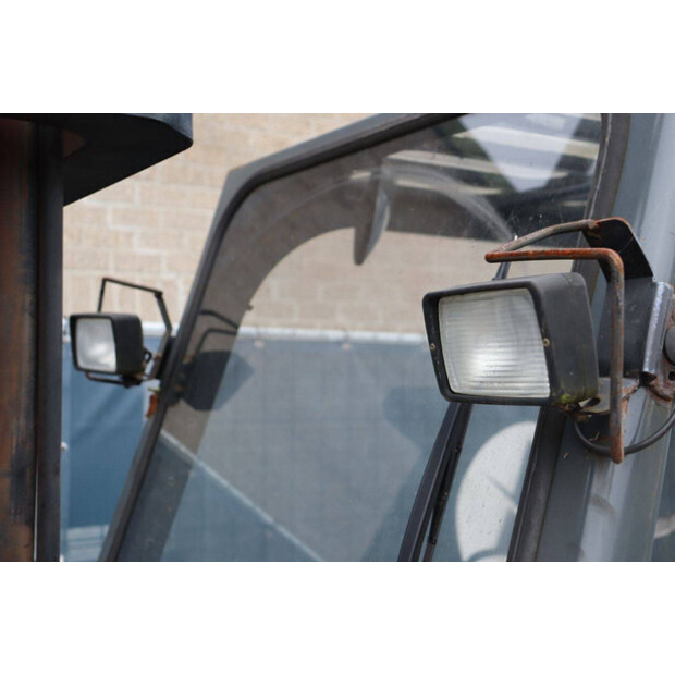 2004 تويوتا 42-7FGF25-45359657