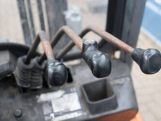 2004-toyota-42-7fgf25-1414290-45359669