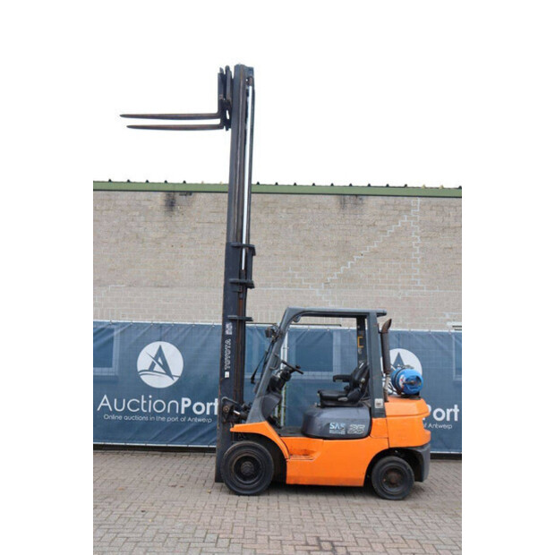 2004 تويوتا 42-7FGF25-45359676