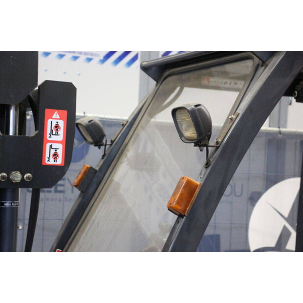 2005 NISSAN O1A15-45360094