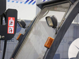 2005-nissan-o1a15-1414302-45360094