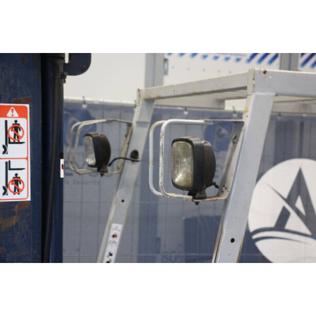 Komatsu FB13M-2-45360127