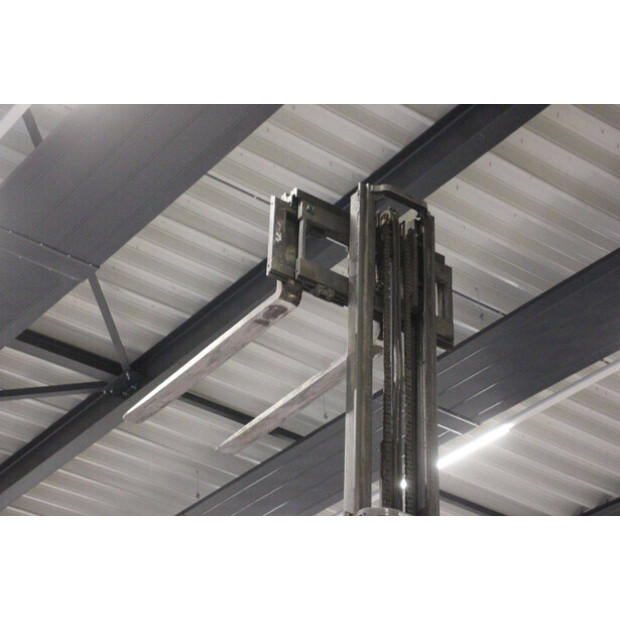 2000 NISSAN 30-45360256