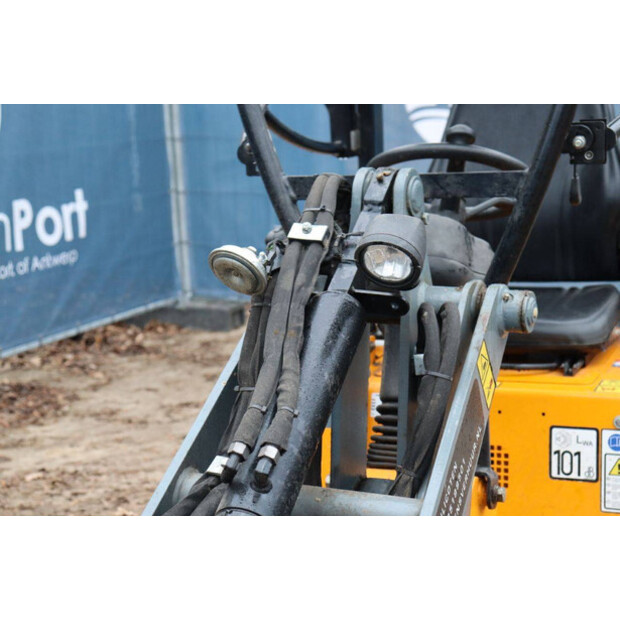 2019 GiANT D254SW-45360547