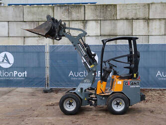 2019-giant-d254sw-1414318-45360568