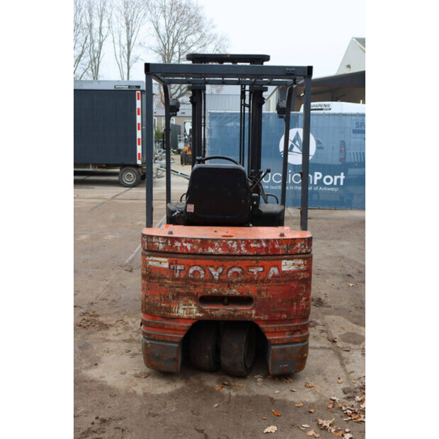 2000 تويوتا 5FBE18-45360575