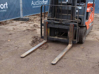 2000-toyota-5fbe18-1414319-45360580