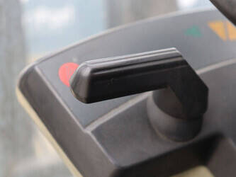 2004-still-r60-45-1414321-45360678