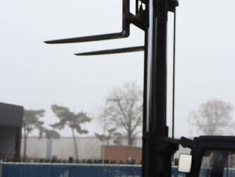 2004-still-r60-45-1414321-45360690