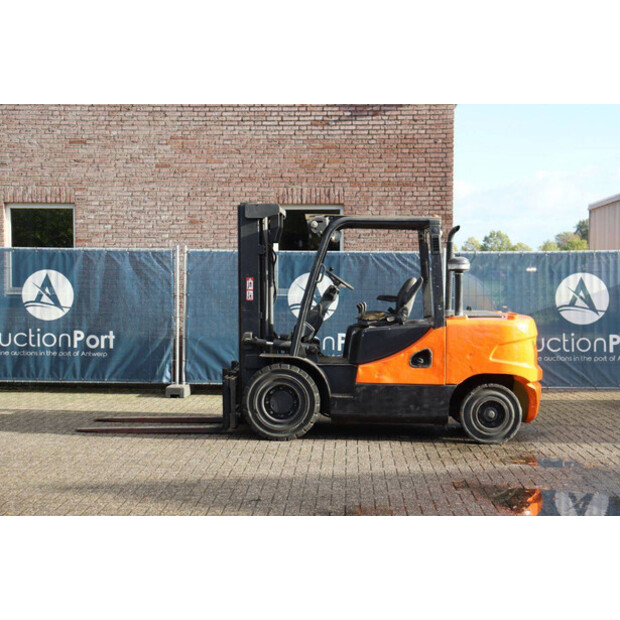 2012 Doosan D45SC-5-45360812