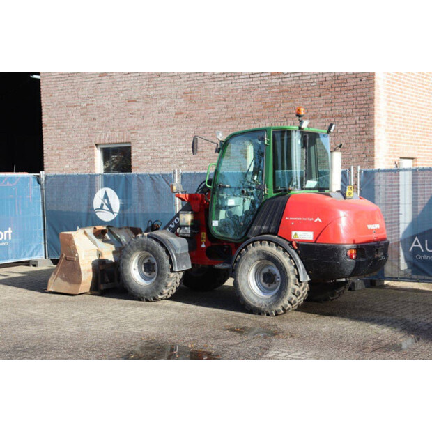 2005 فولفو L25B-P-45360872