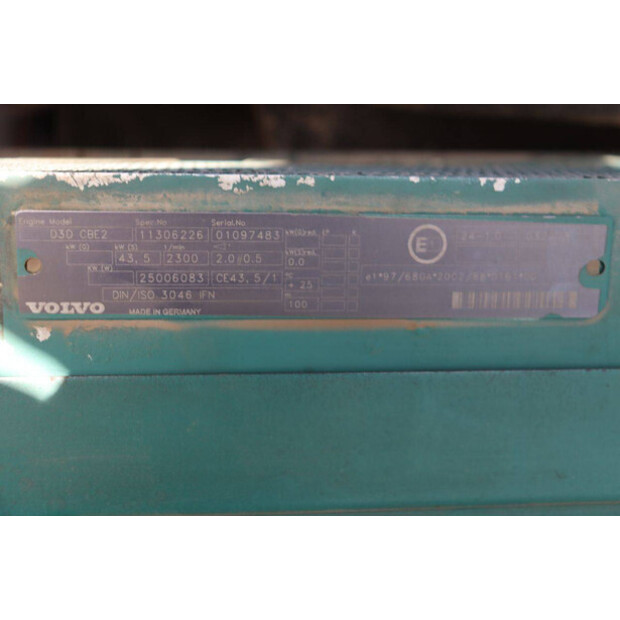 2005 فولفو L25B-P-45360898