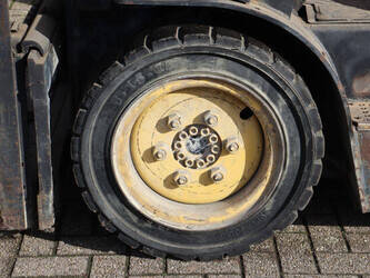 2000-daewoo-d30s-3-1414330-45360969